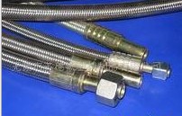 耐腐金屬軟管擁有自我保護(hù)的外衣，不怕腐蝕